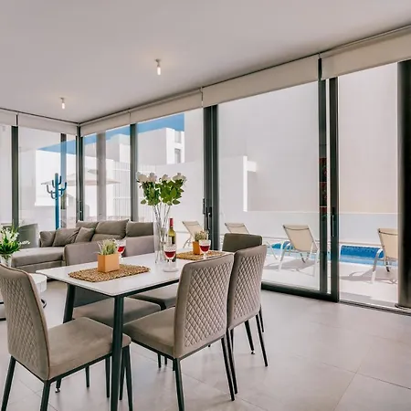 Villa Sunnyvillas: 2br New Villa☆private Pool In Pernera - Nicholas