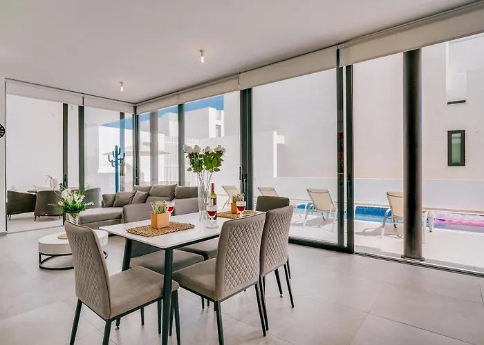 Villa Sunnyvillas: 2br New Villa☆private Pool In Pernera - Nicholas