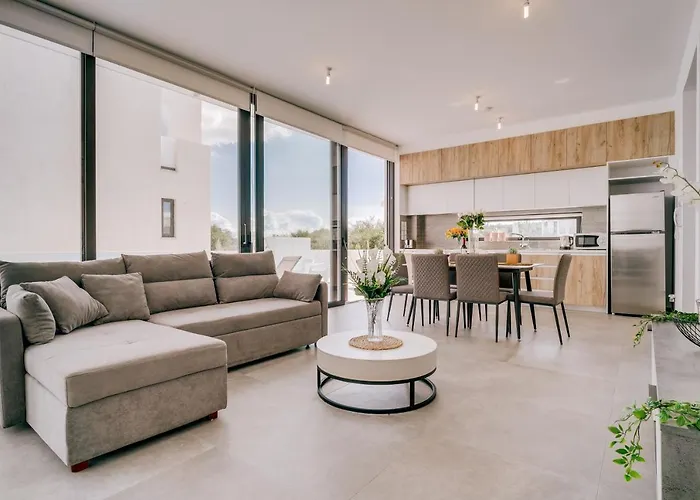 Villa Sunnyvillas: 2br New Villa☆private Pool In Pernera - Nicholas