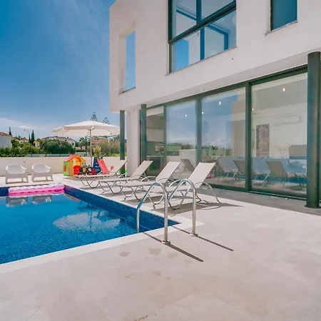 Sunnyvillas: 2br New Villa☆private Pool In Pernera - Nicholas *
