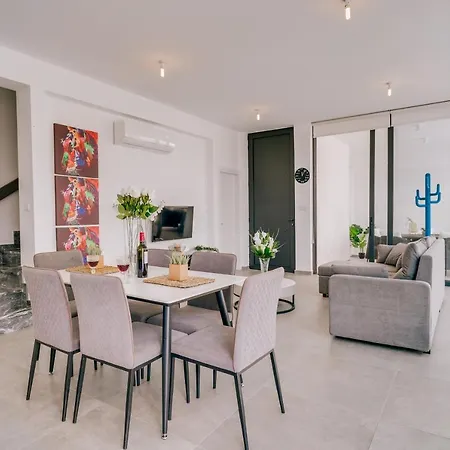 Sunnyvillas: 2br New Villa☆private Pool In Pernera - Nicholas فيلة