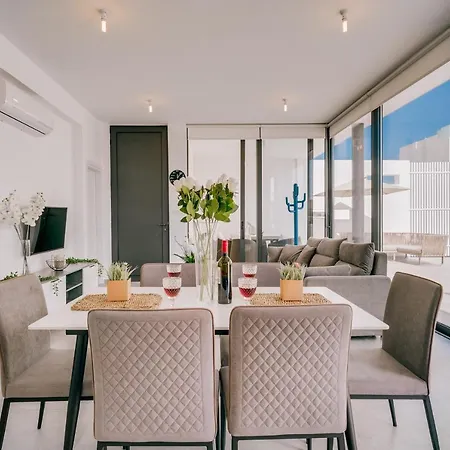 Villa Sunnyvillas: 2br New Villa☆private Pool In Pernera - Nicholas *
