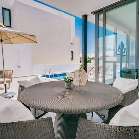 Villa Sunnyvillas: 2br New Villa☆private Pool In Pernera - Nicholas Protaras