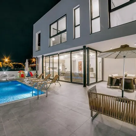 Sunnyvillas: 2br New Villa☆private Pool In Pernera - Nicholas Villa Protaras