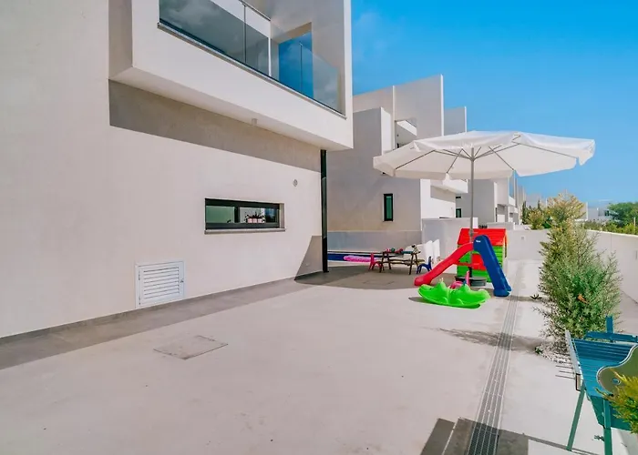 Sunnyvillas: 2br New Villa☆private Pool In Pernera - Nicholas